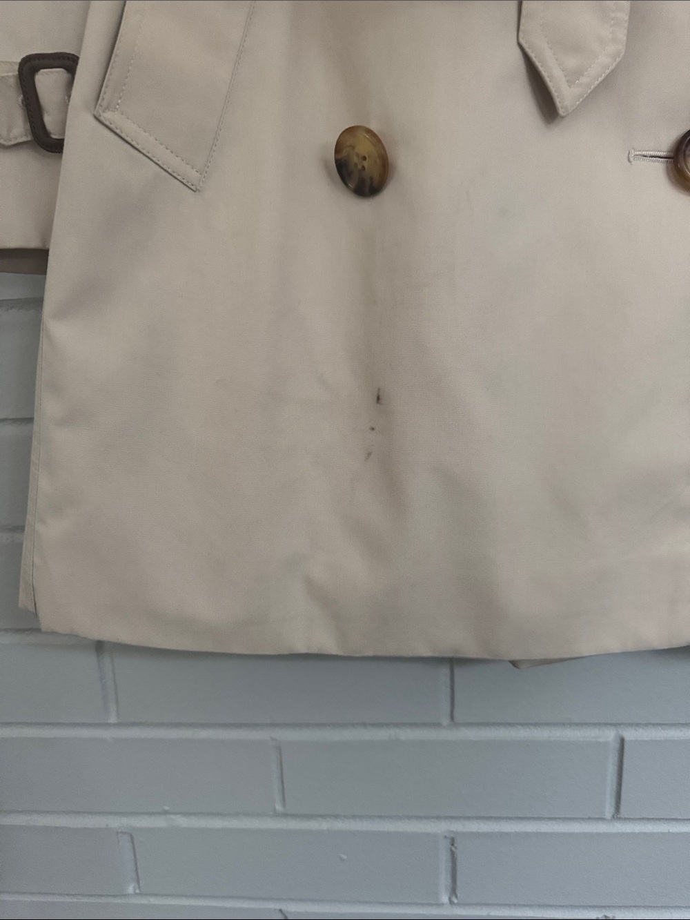 Burberry Kensington Trench Coat - Picture 4 of 15